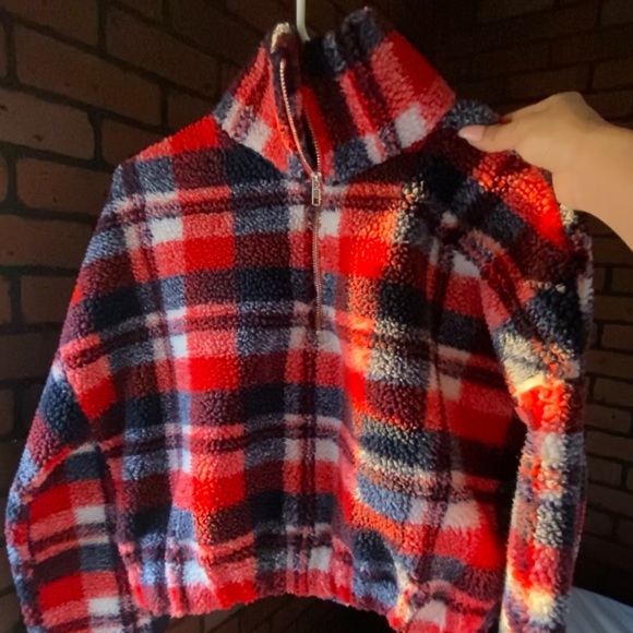 Zaful cropped plaid sherpa pullover - Picture 2 of 4